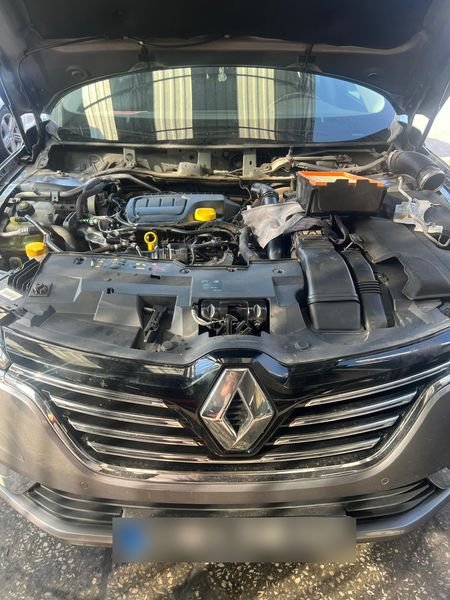 Renault motor bölümü bakım ve onarım çalışması